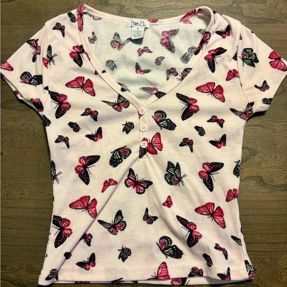 Rue21 Women's Pink and Black Butterfly Tee